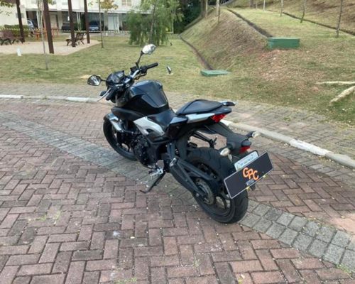 moto preta02